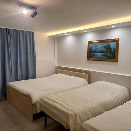 Flowers Guesthouse Tiran Dış mekan fotoğraf