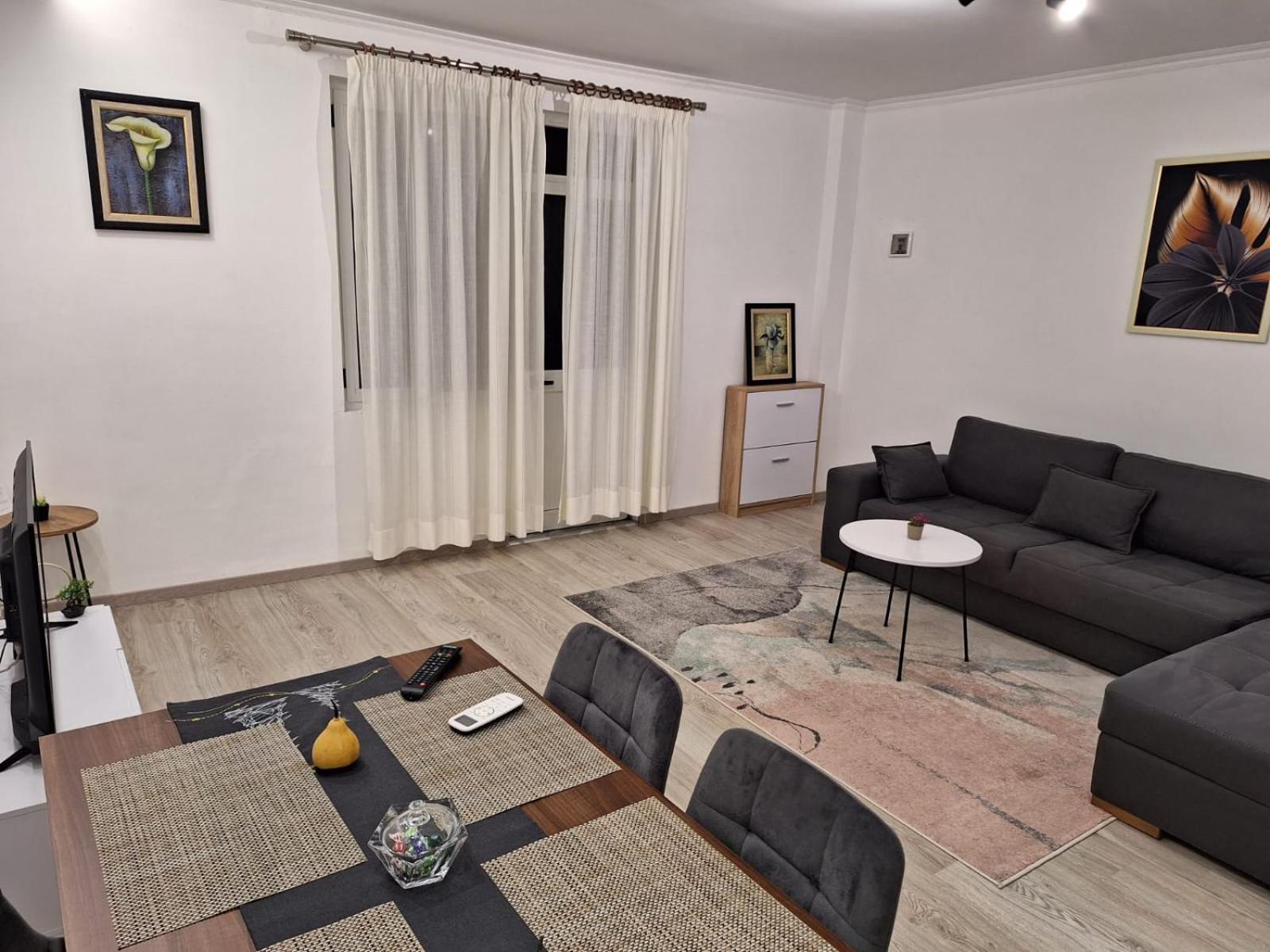 Flowers Guesthouse Tiran Dış mekan fotoğraf